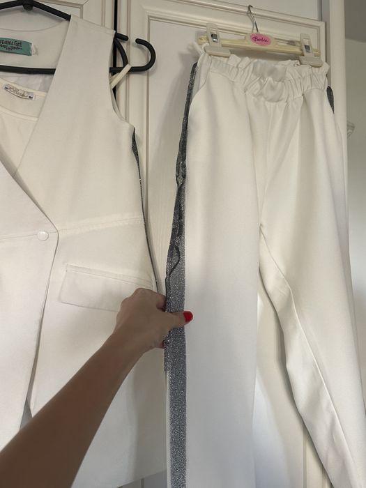 Костюм на девочку 152