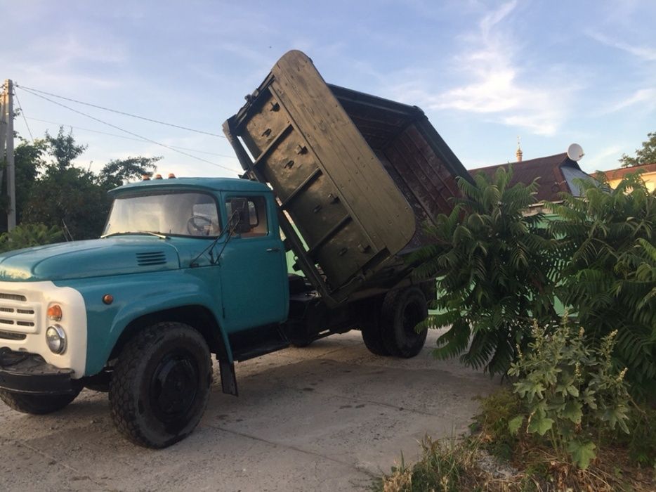 Доставка, песок , щебень, отсев, сухой бетон, гарцовка, вывоз мусора.
