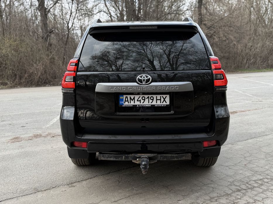 Toyota land cruiser Prado 150