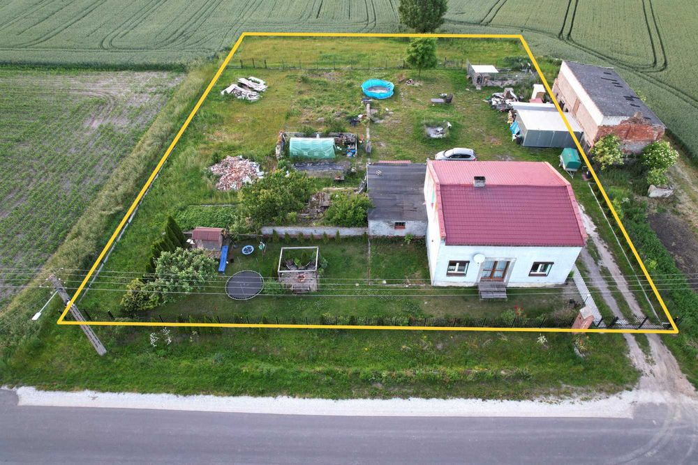 Dom z dużą działką