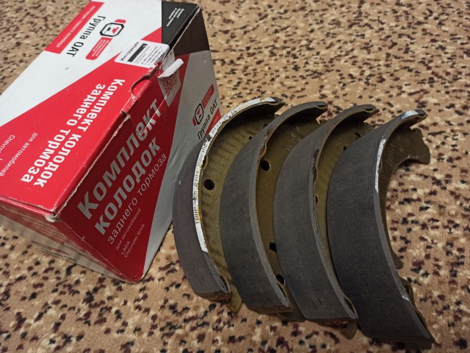 Продам новые задние тормозные колодки ВАЗ 2101-07