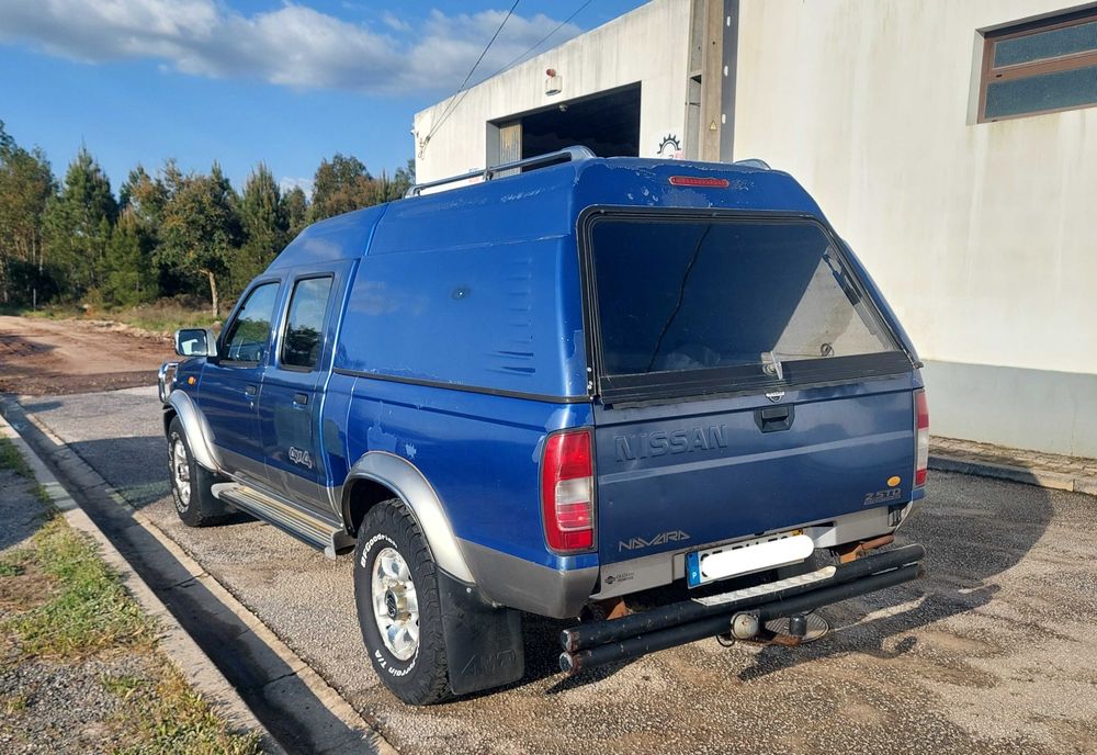 Nissan Navara D22 2.5TD intercooler 4x4 longa
