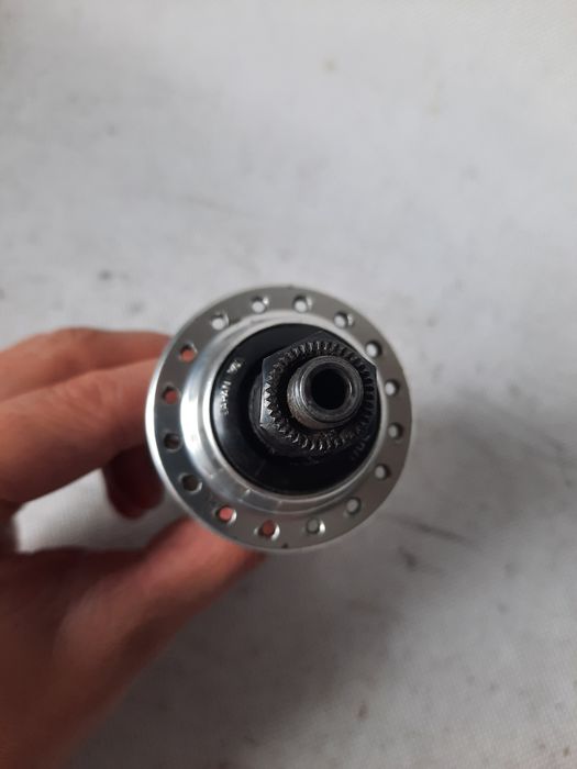 piasta tył shimano deore DX 32h FH-M650 . 135mm 7sp 1024