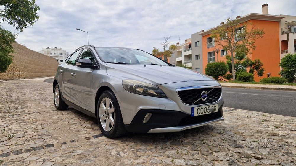 Volvo V40 Cross Country 1.6 D2 - Nacional - 175mil km