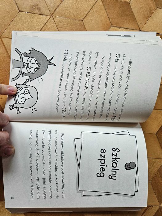 Zestaw książek dla młodszych nastolatek