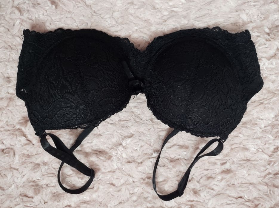 Biustonosz koronkowy