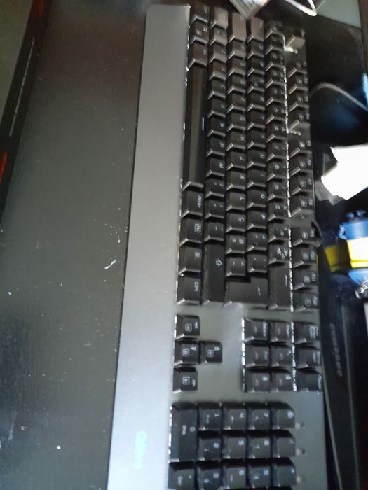 Teclado gaming e rato