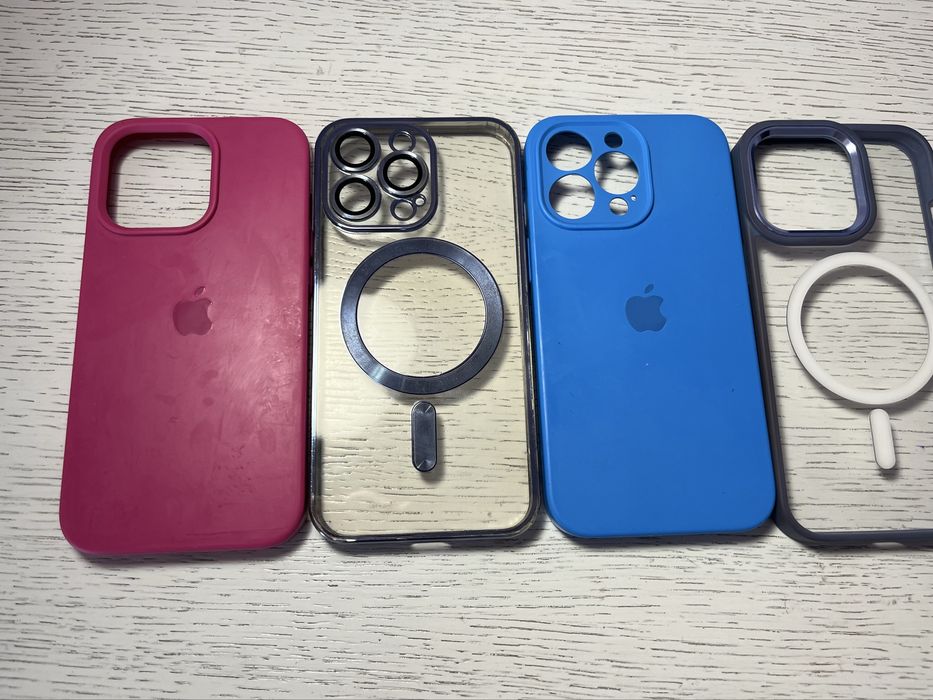 Чохли на 13 pro, гарний стан
