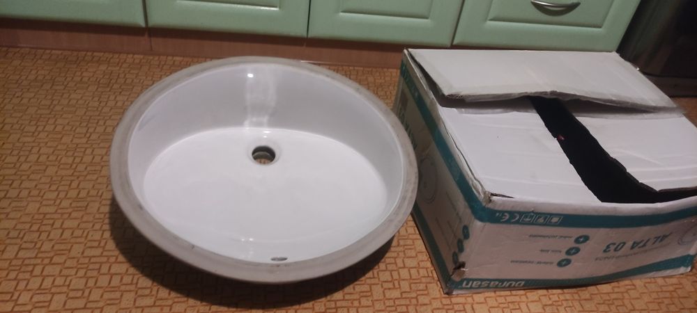 Nowa umywalka podblatowa wysylka