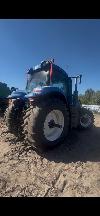 Трактор New Holland T8.390