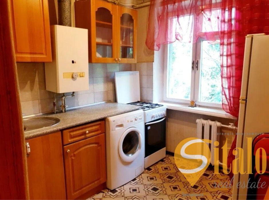 Продається 1-к квартира по вул.Шкільній(Олександрівський р-н)(044)