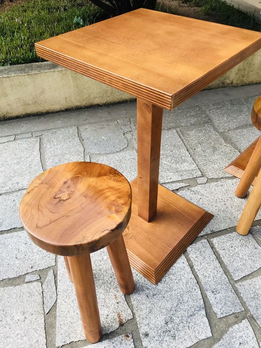 Conjunto Mesas e Bancos