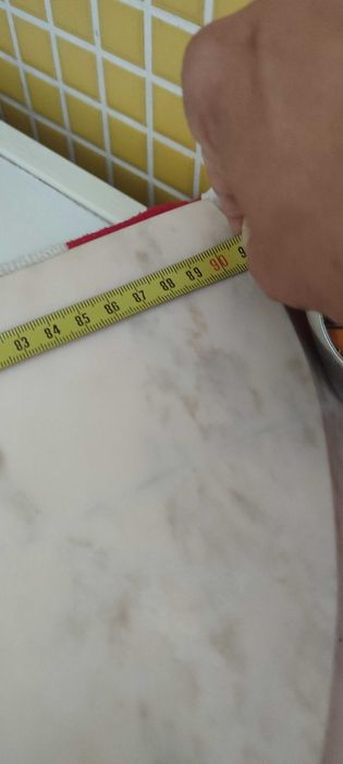 Pedra mármore polida e recortada