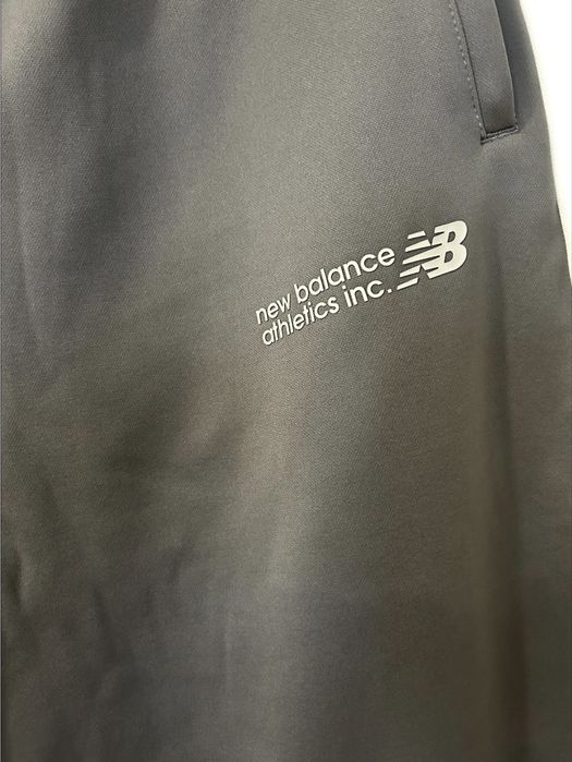 Нові спортивні штани new balance. Дуже гарний колір. Гарно виглядают.