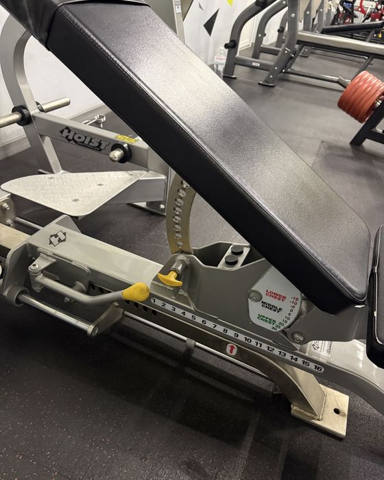 Лавка для жиму скамья HOIST olympic bench CF-2179-B