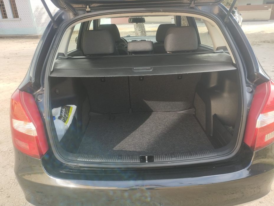 Skoda Fábia 1.2i Sw Gasta 5 lts aos 100 kms