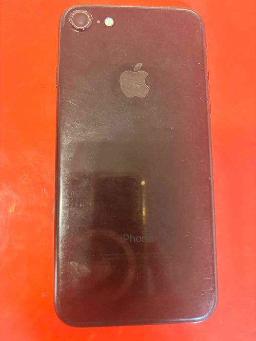 iPhone 7 uszkodzona szybka, sprawny, 128GB