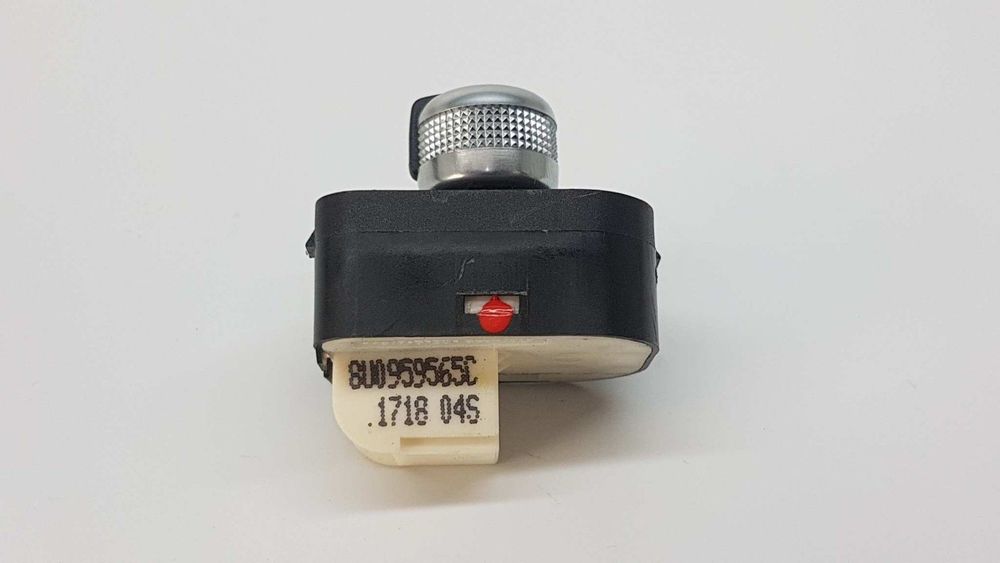 CONTROLADOR DE VISÃO TRASEIRA AUDI Q3 (8UG) SPORT EDITION