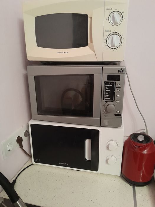 Продам микровалновую печь