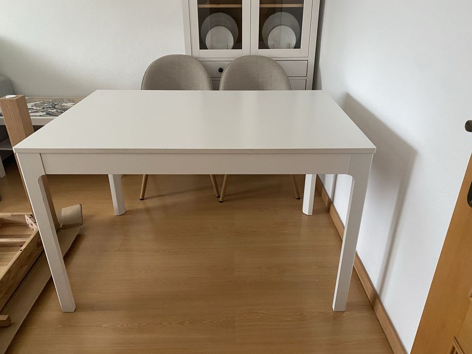 Mesa Extensivel branca VIHALS IKEA
