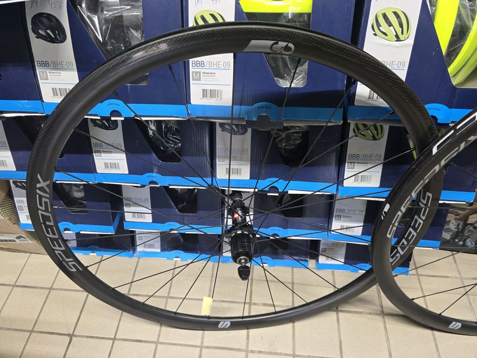 Rodas speedsix carbono estrada