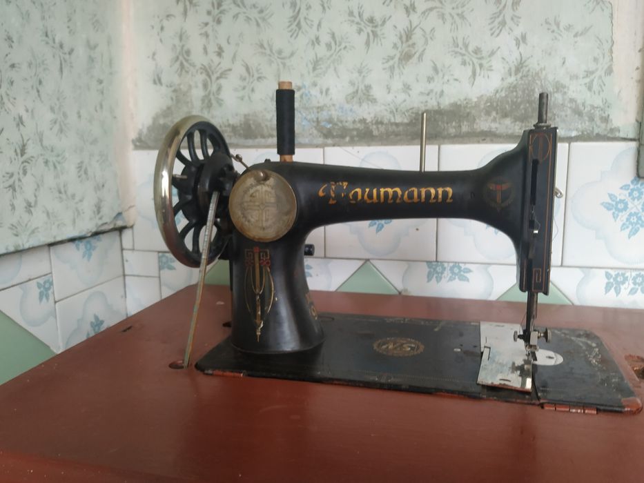 Продам швеюну машину"Nayman"Стартова ціна 140$