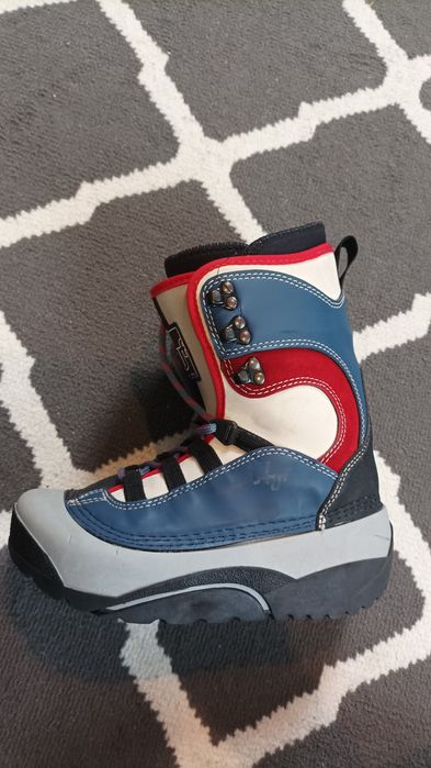 Buty snowboardowe, dziecięce roz 33, do snowboardu, stan bdb
