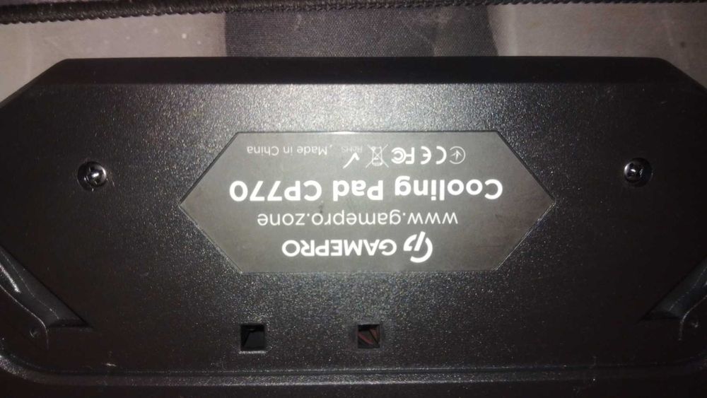 Охолоджуюча підставка для ноутбука GamePro CP770 Black