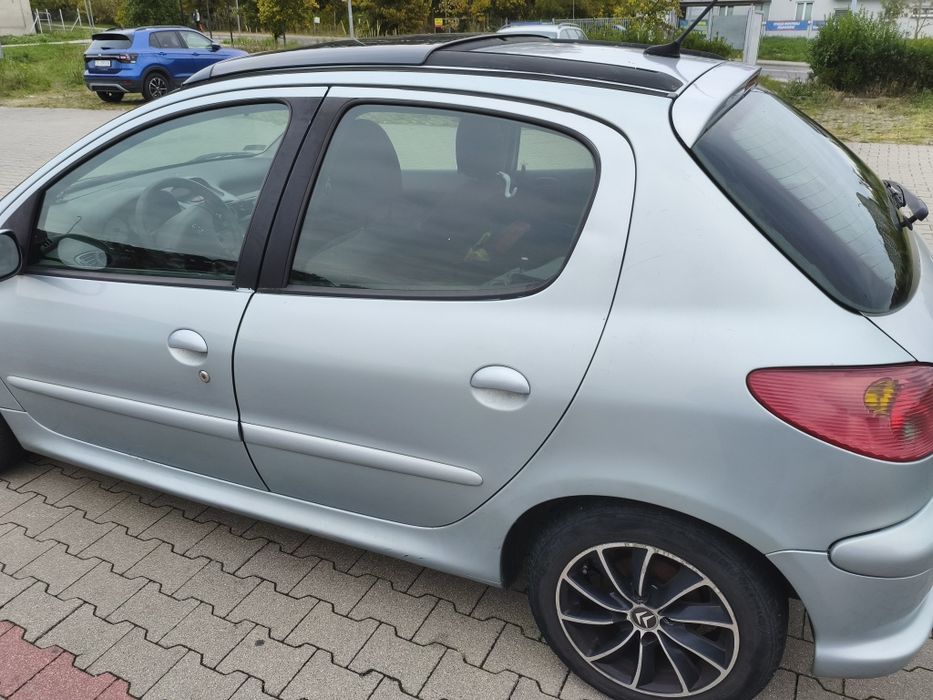 Peugeot 206