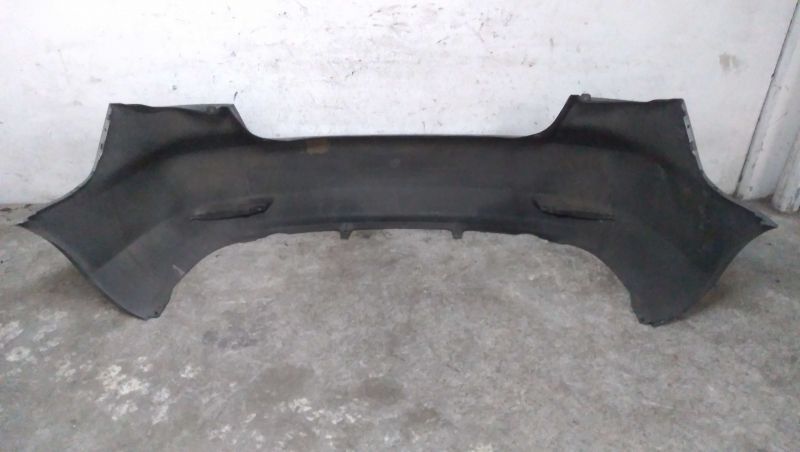 Para Choques De Trás Mazda 6 Três Volumes (Gg)
