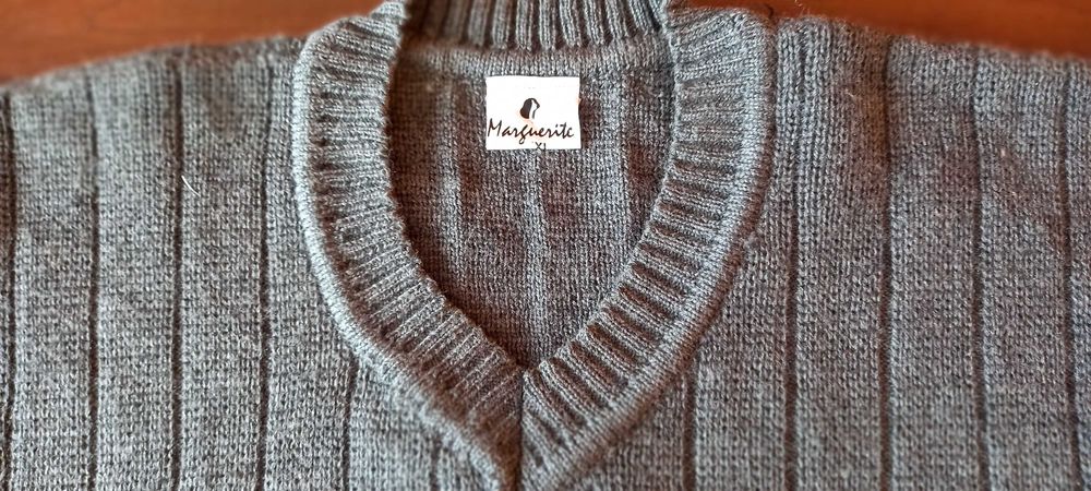 Sweter męski   .
