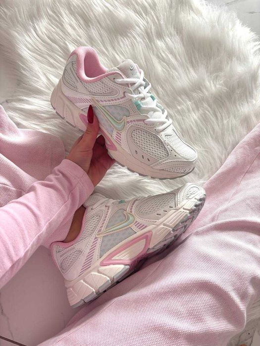 Кросівки Nike V5 RNR White Pink Blue