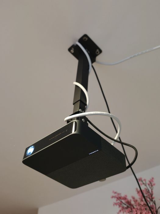 Formovie S5 Projektor laserowy 1080P 1100 ANSI Lumen + uchwyt sufitowy
