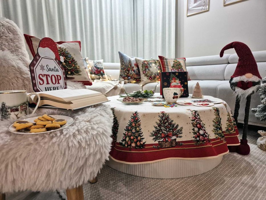 Obrus okrągły 140 cm świąteczny gobelinowy 4120