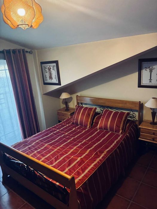 APARTAMENTO T4 DUPLEX 246m2 Zona Moderna Fundão