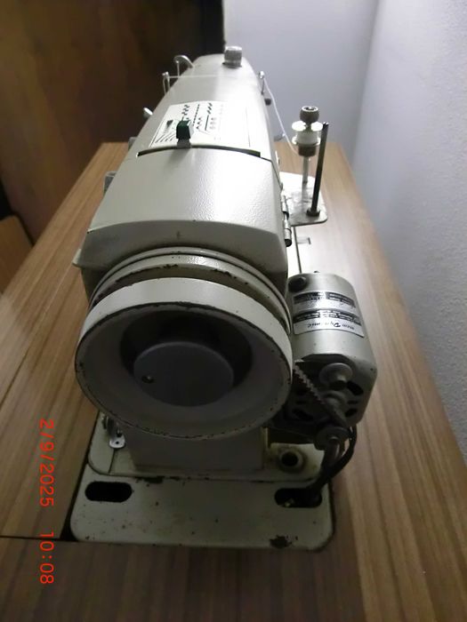 Máquina de Costura, OLIVA.