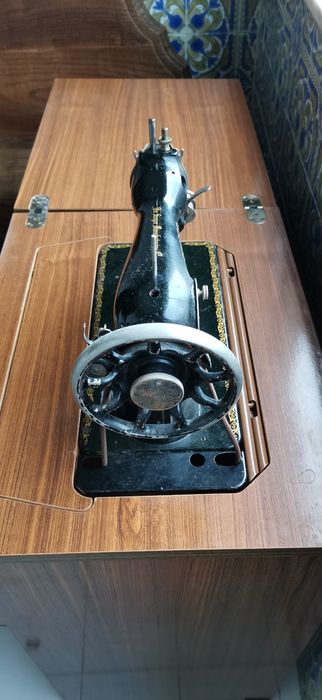 Máquina de Costura Singer