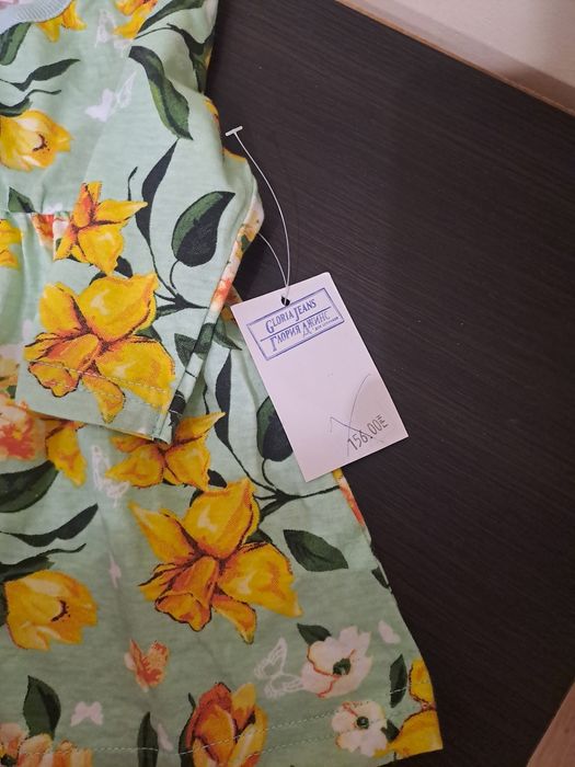 Продам сукенку для маленької красуньки