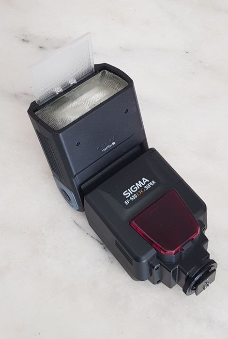 Canon EOS 500D e Flash electrónico