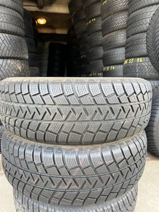 225/70/16 Michelin 9.5мм пара зимних шин в состоянии новых