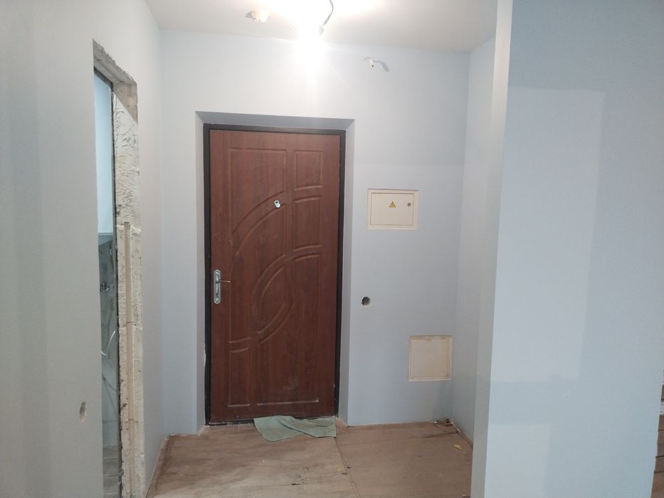 Мастер по внутренним работам.