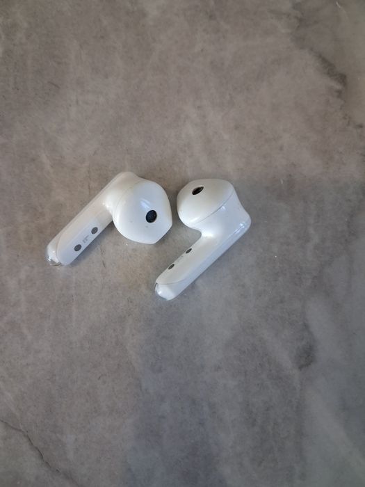 наушники OPPO Enco Air3.