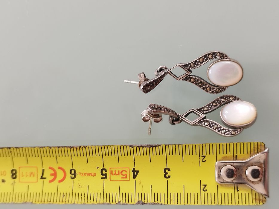 lindos brincos de prata e pedras.pedra reversível. preta (ónix) ou bra