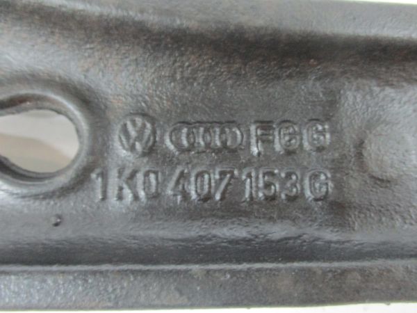 Braço de suspensão frente direito AUDI A3 (8P1)
