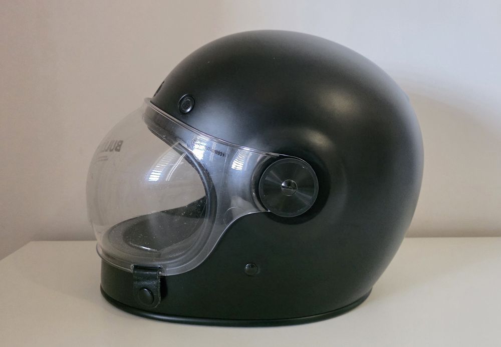 Bell Bullit DLX (L)