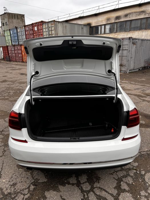 СРОЧНО ПРОДАМ Volkswagen Passat B8