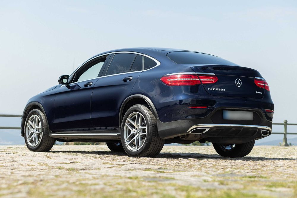 Mercedes Benz - GLC250 d Coupé AMG LINE 4-Matic