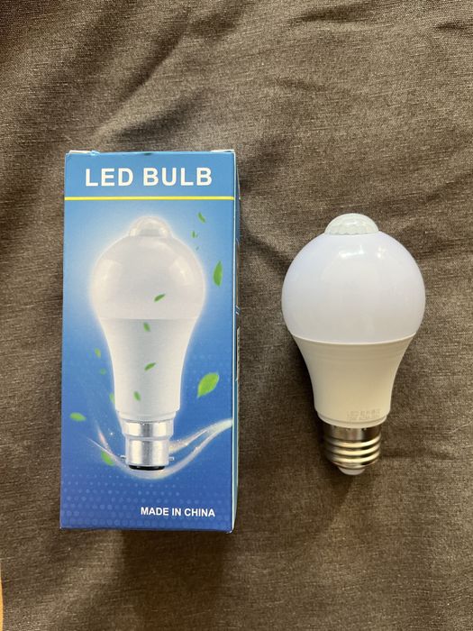 Lampada com sensor de movimento