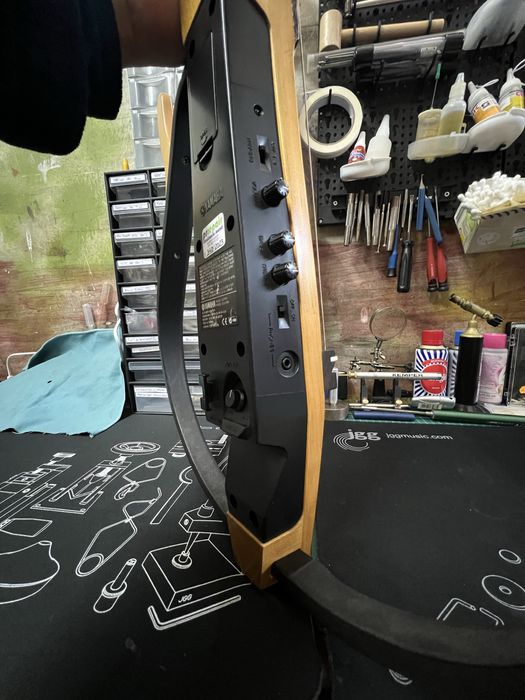 Yamaha SLG200N Silent Guitar Nylon