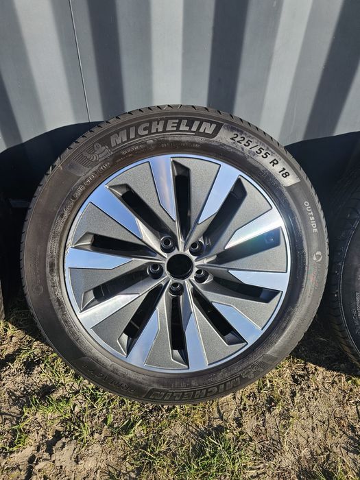Felgi aluminiowe AUDI 18  5X112 volkswagen